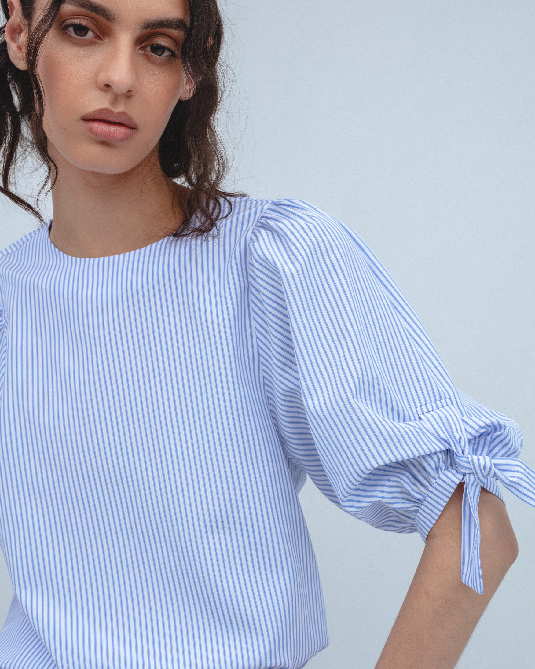 Blusa Rayas Mangas Nudo