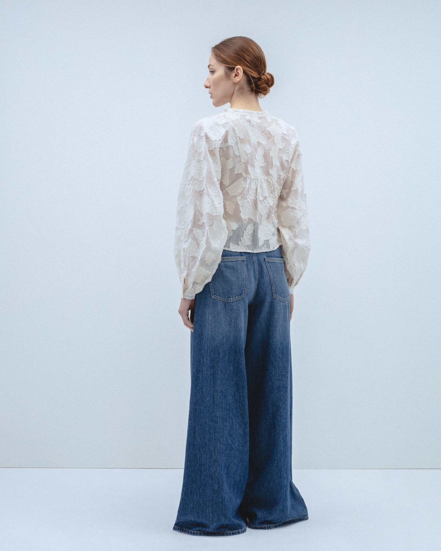 Blusa Jacquard Volantes