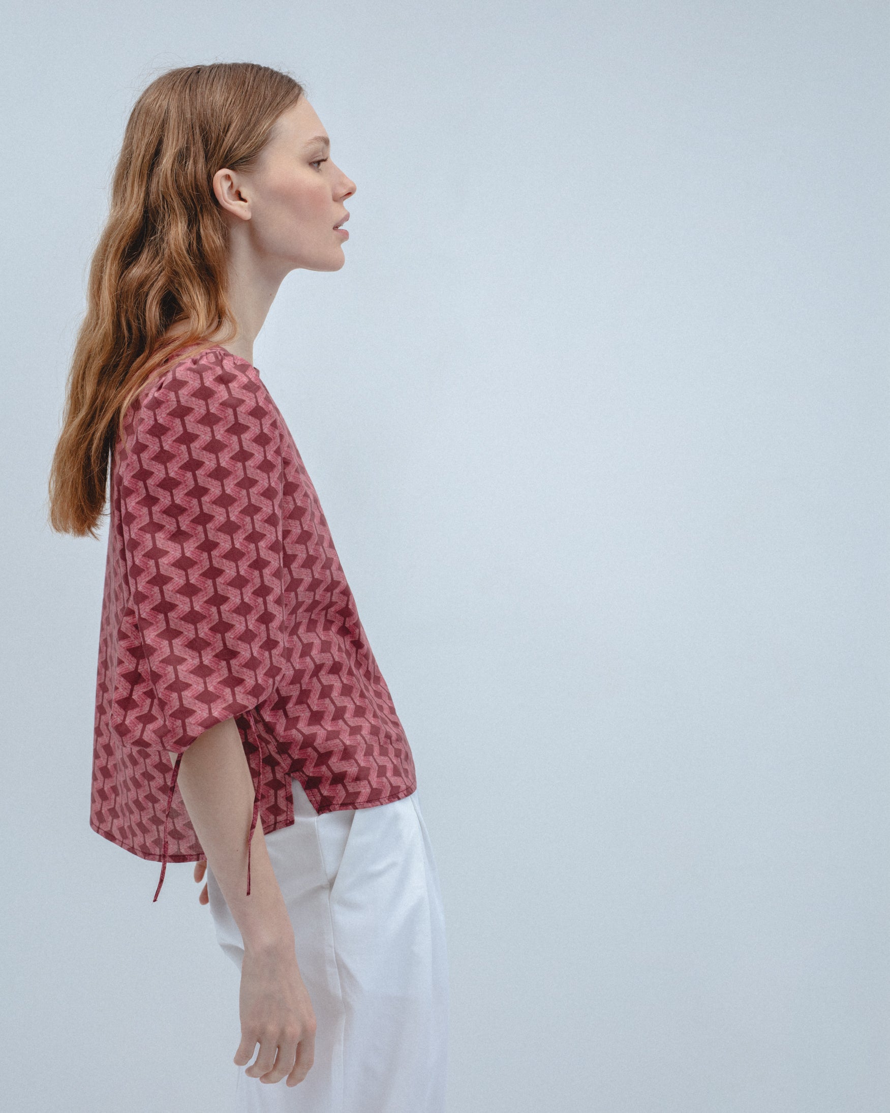 Blusa Estampada Rombos Lazadas