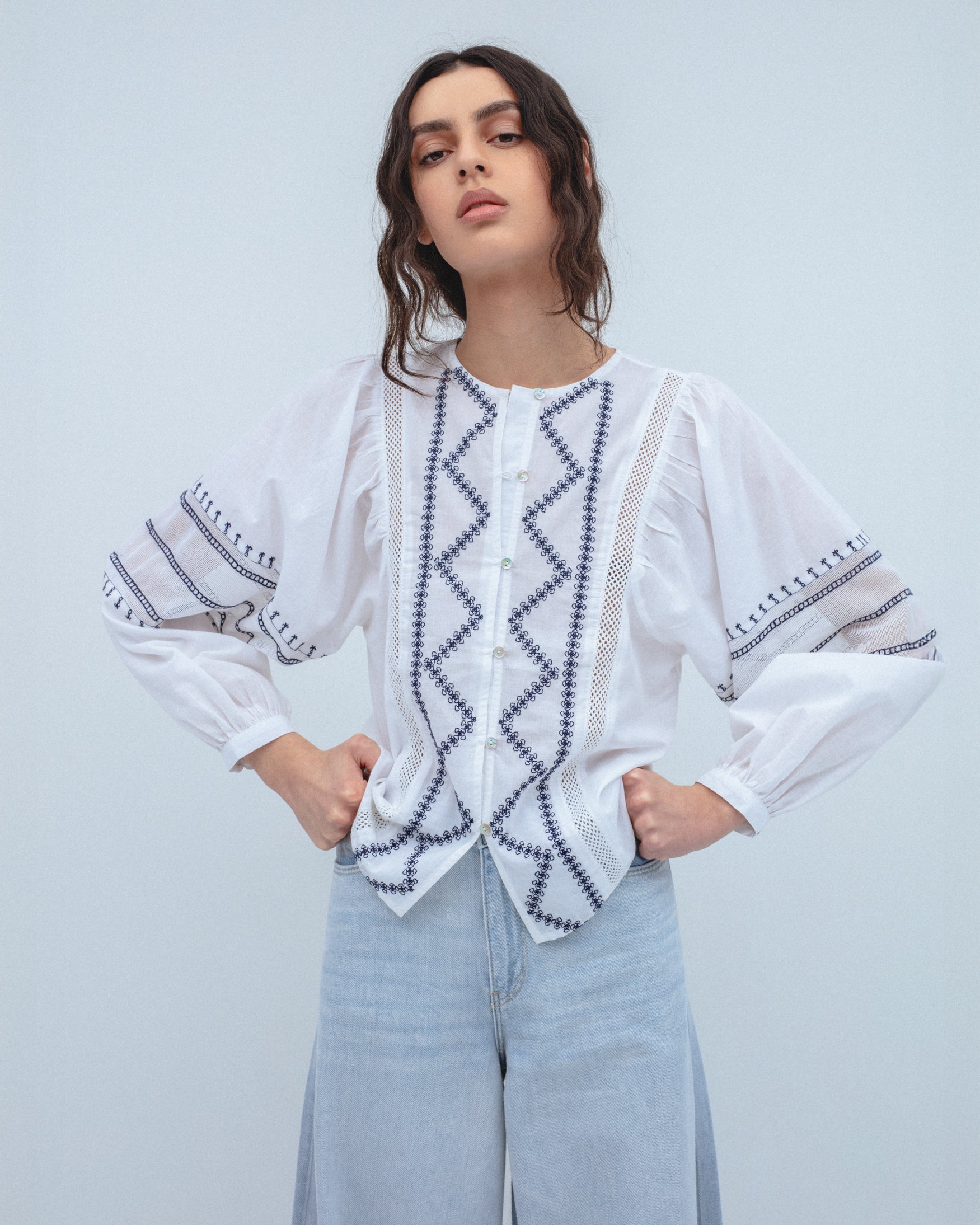 Camisa Bordados Combinados