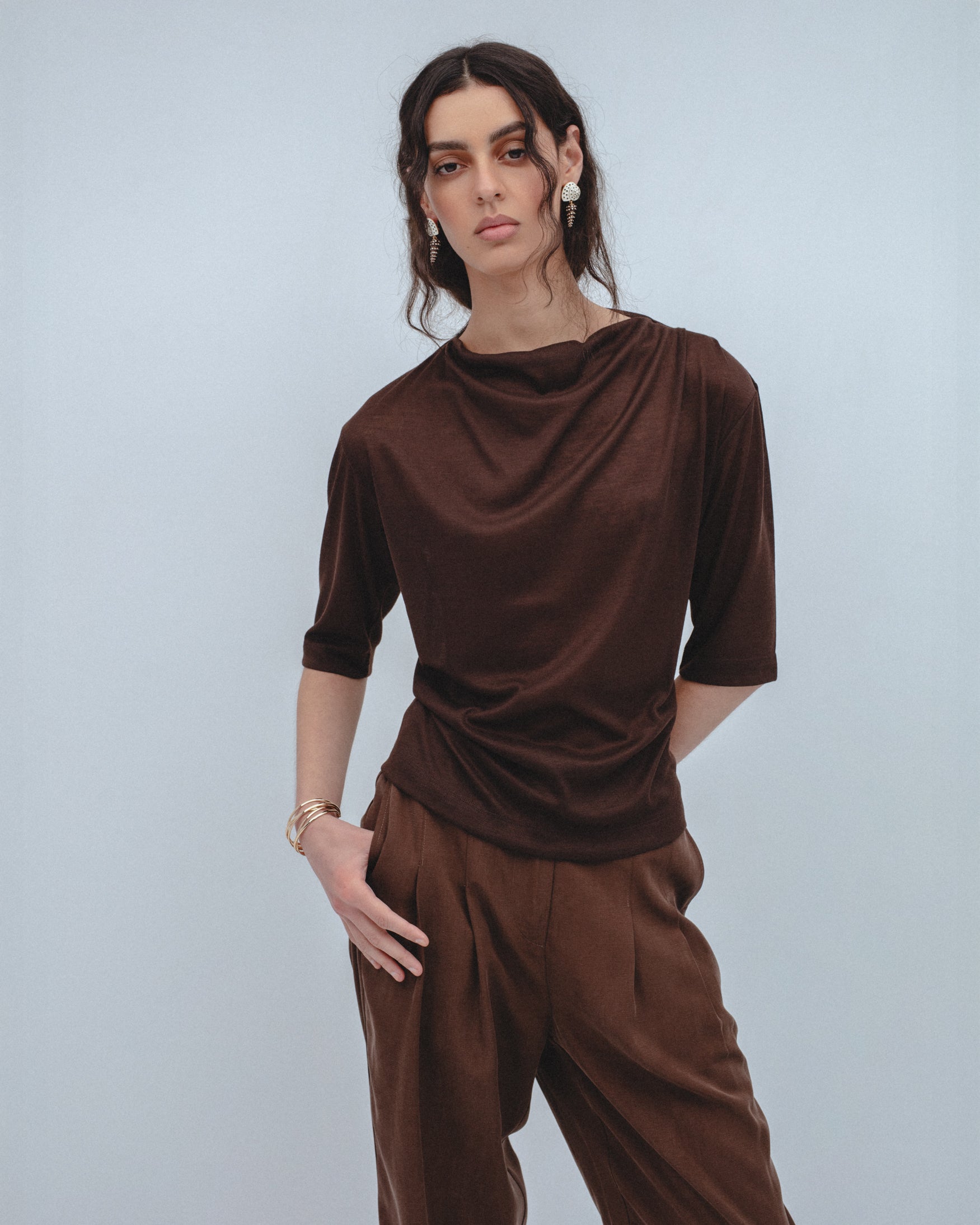 Camiseta Cuello Pliegues