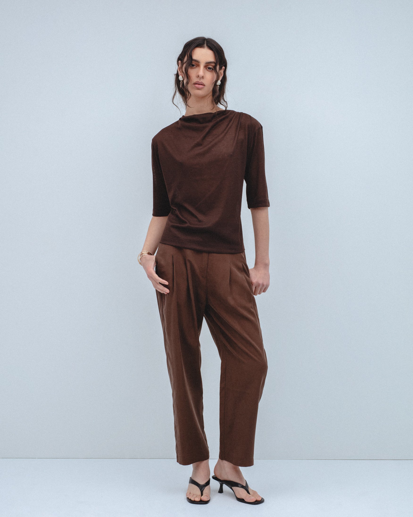 Camiseta Cuello Pliegues