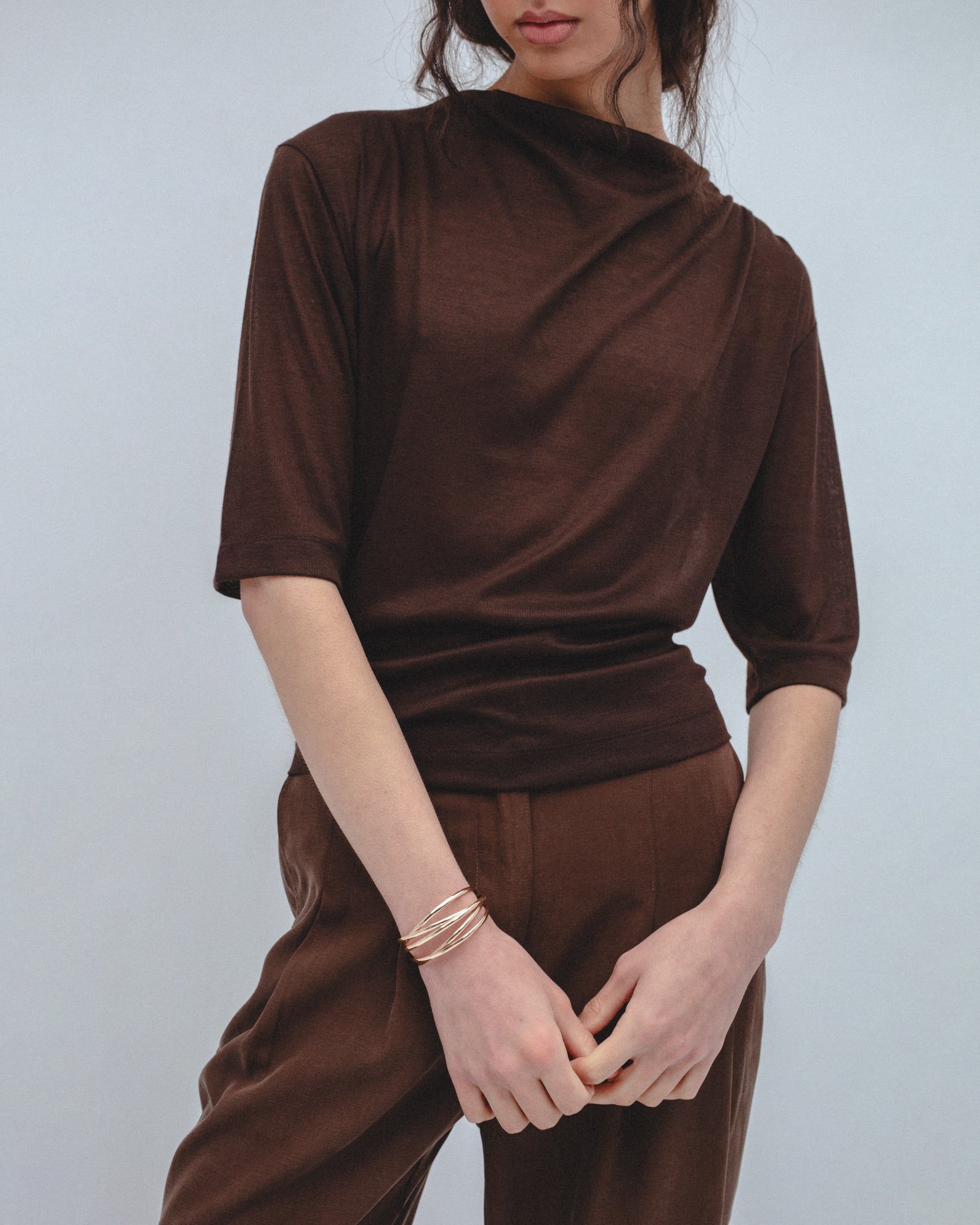 Camiseta Cuello Pliegues