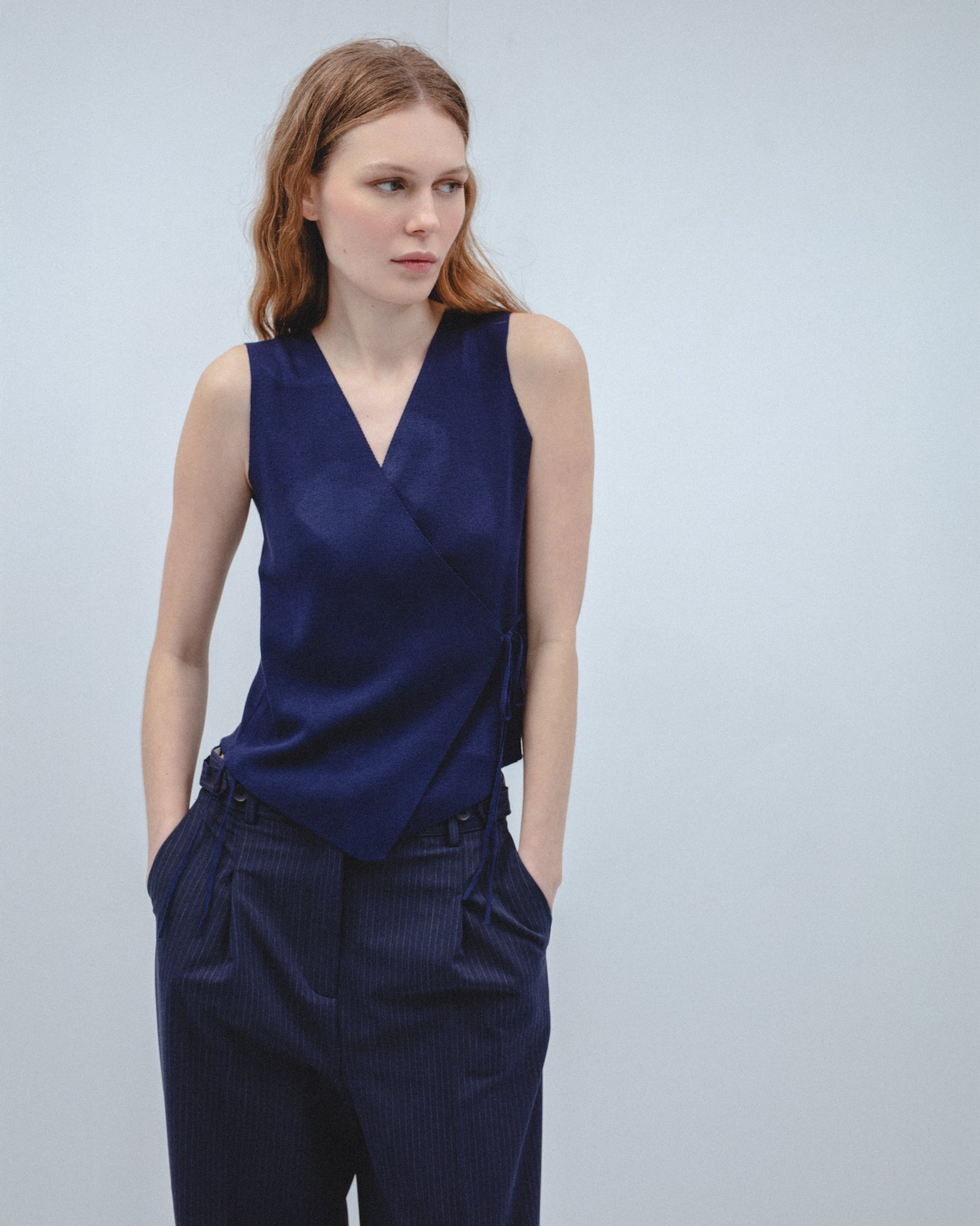 Top Chaleco Cruzado Lazo