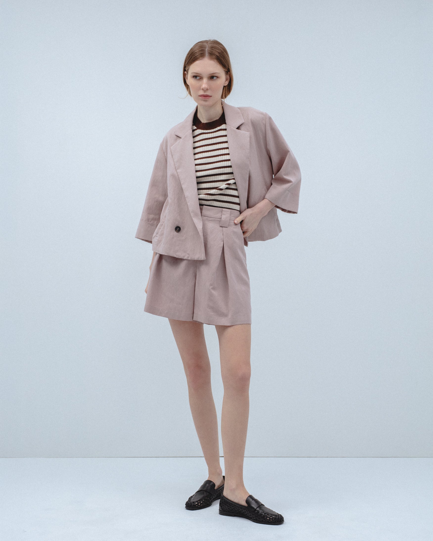 Americana Corta Cruzada