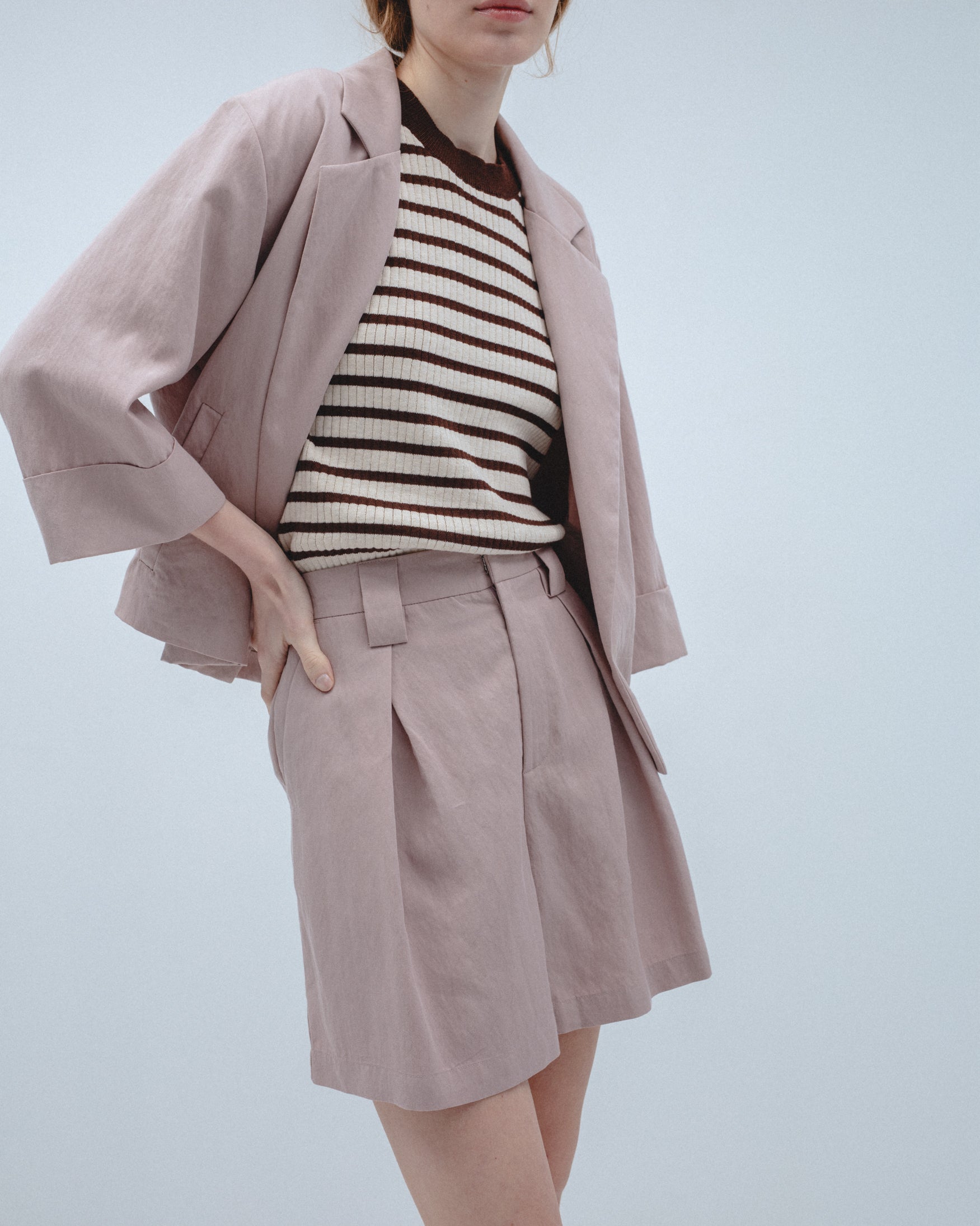 Americana Corta Cruzada