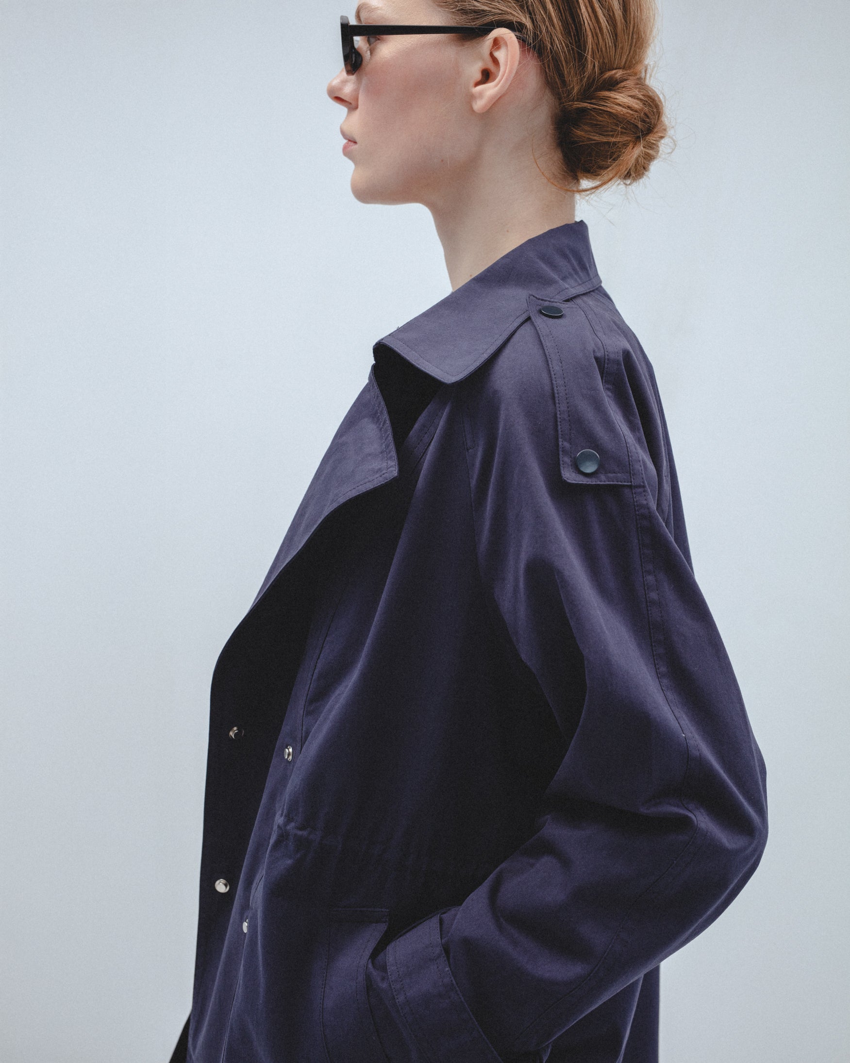 Trench Corto Doble Botonadura