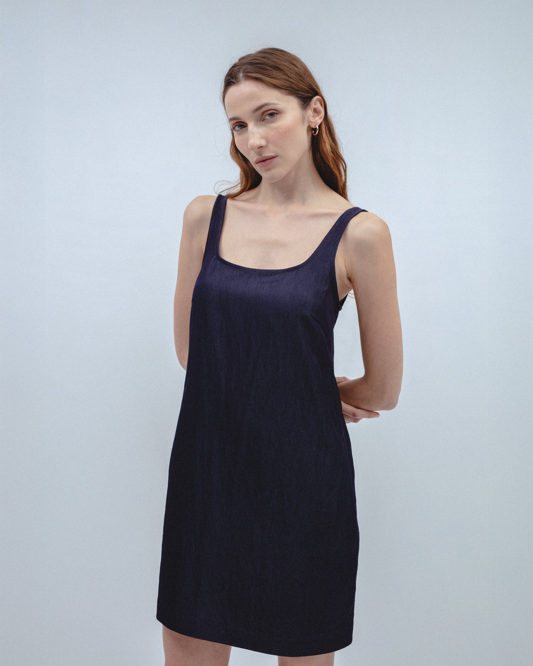 Vestido Corto Escote Cuadrado