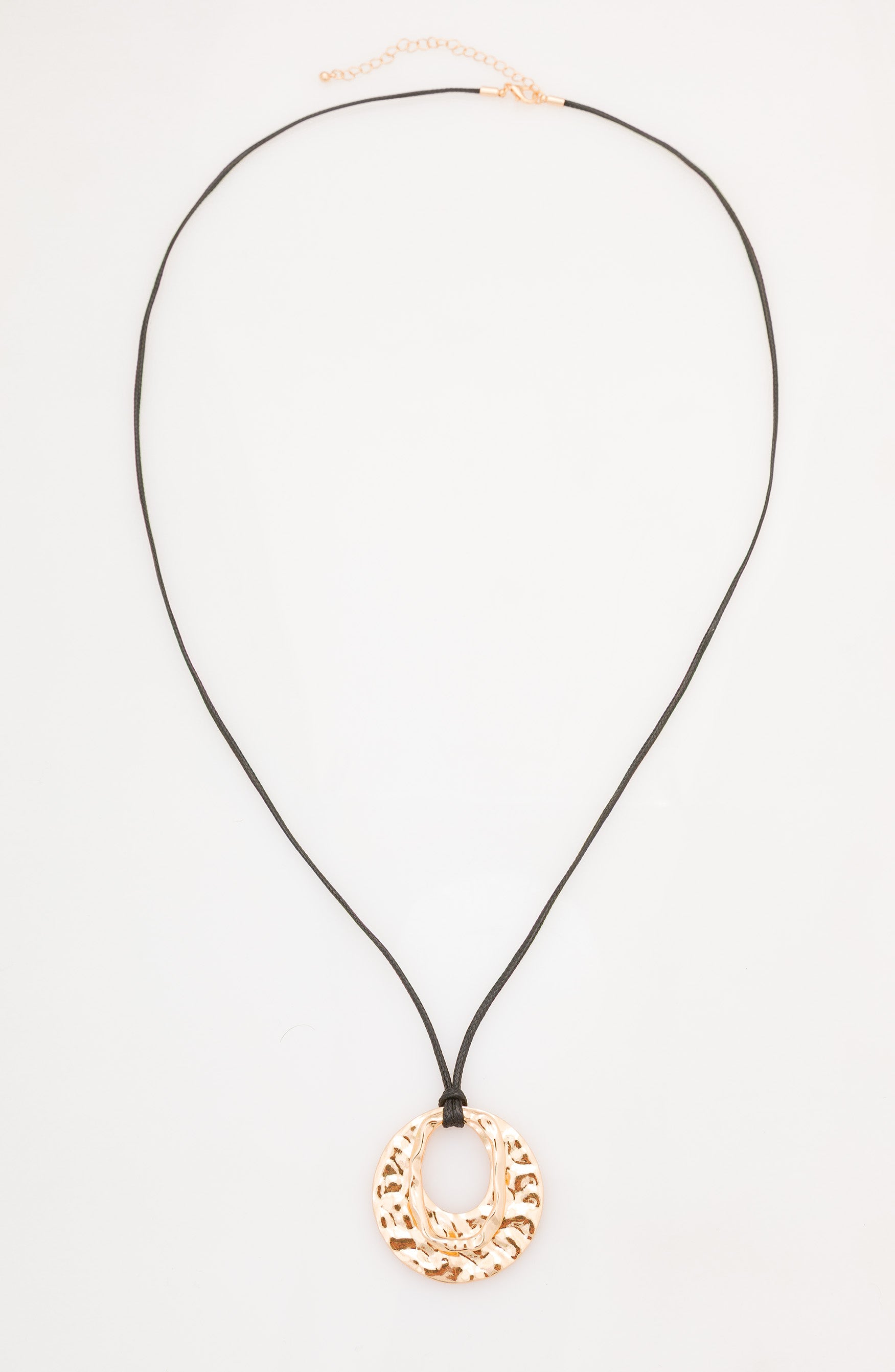 Collar Cordón Colgante Martilleado