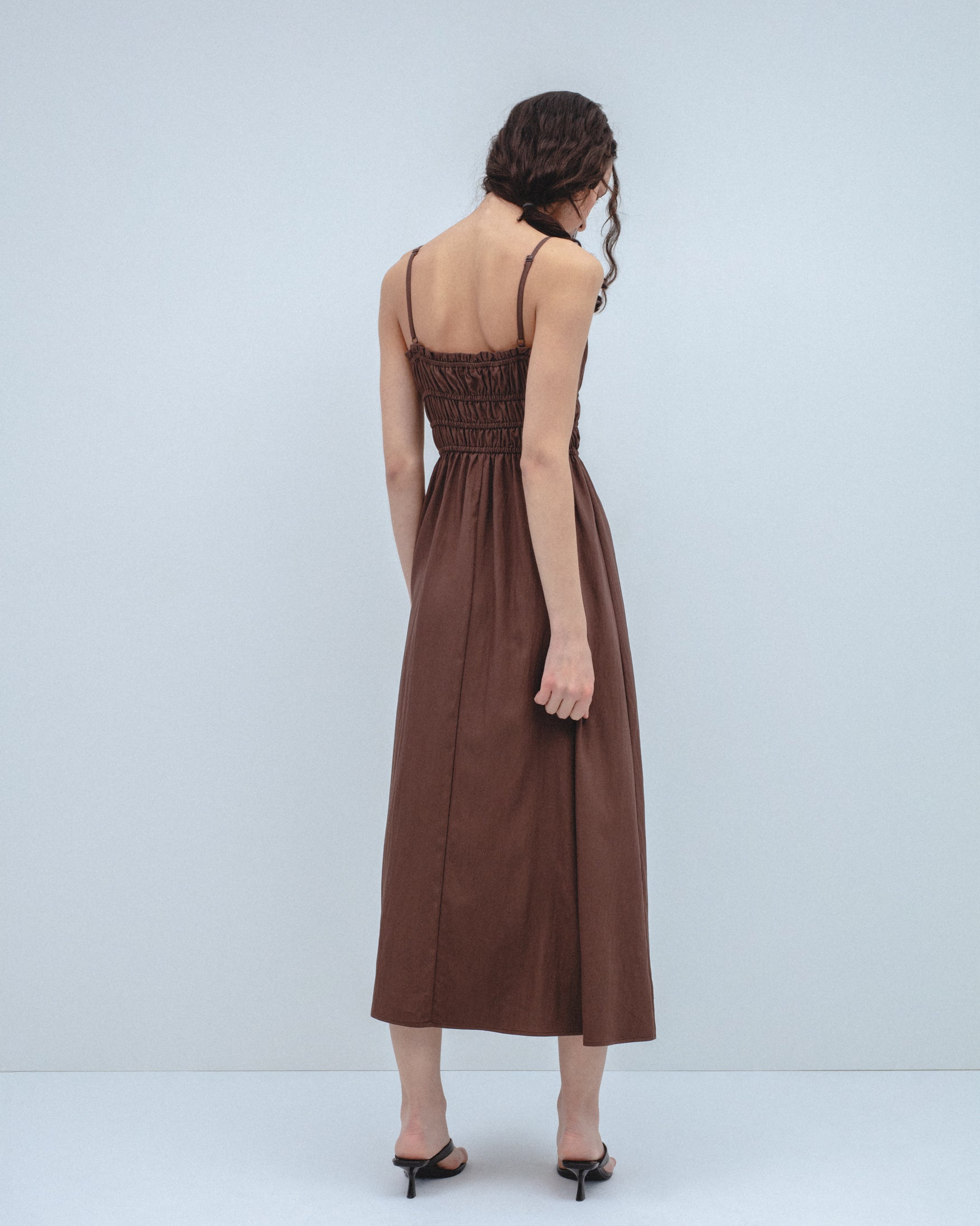 Vestido Midi Tirantes