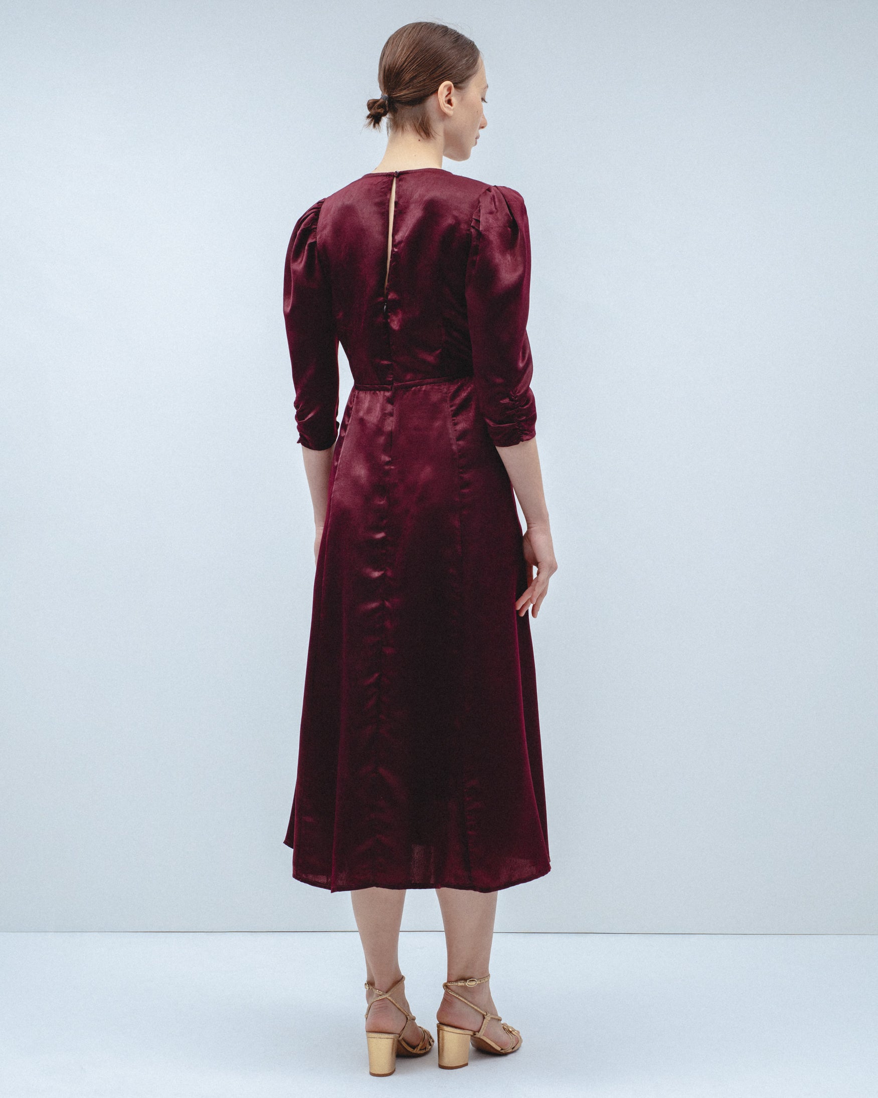 Vestido Midi Satinado