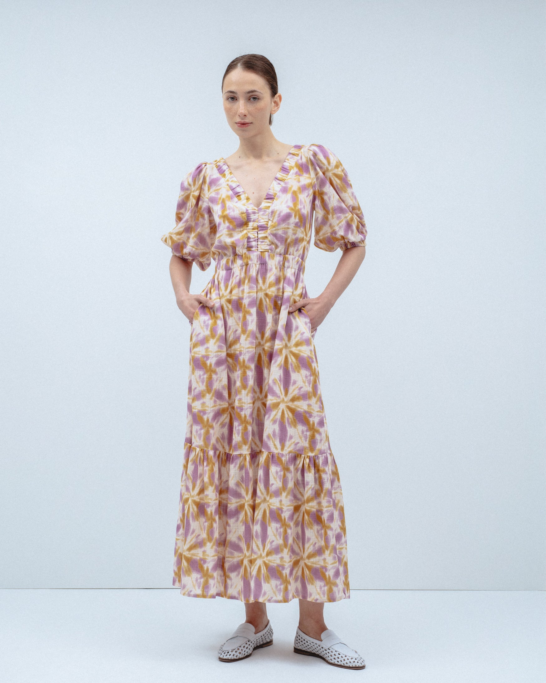 Vestido Midi Estampado Gomas