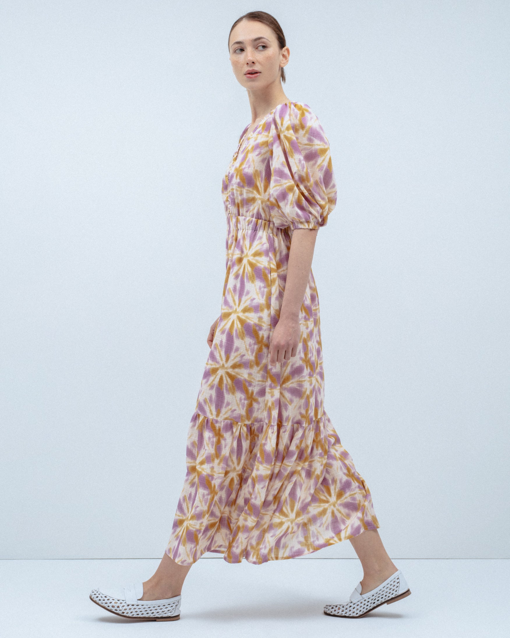 Vestido Midi Estampado Gomas