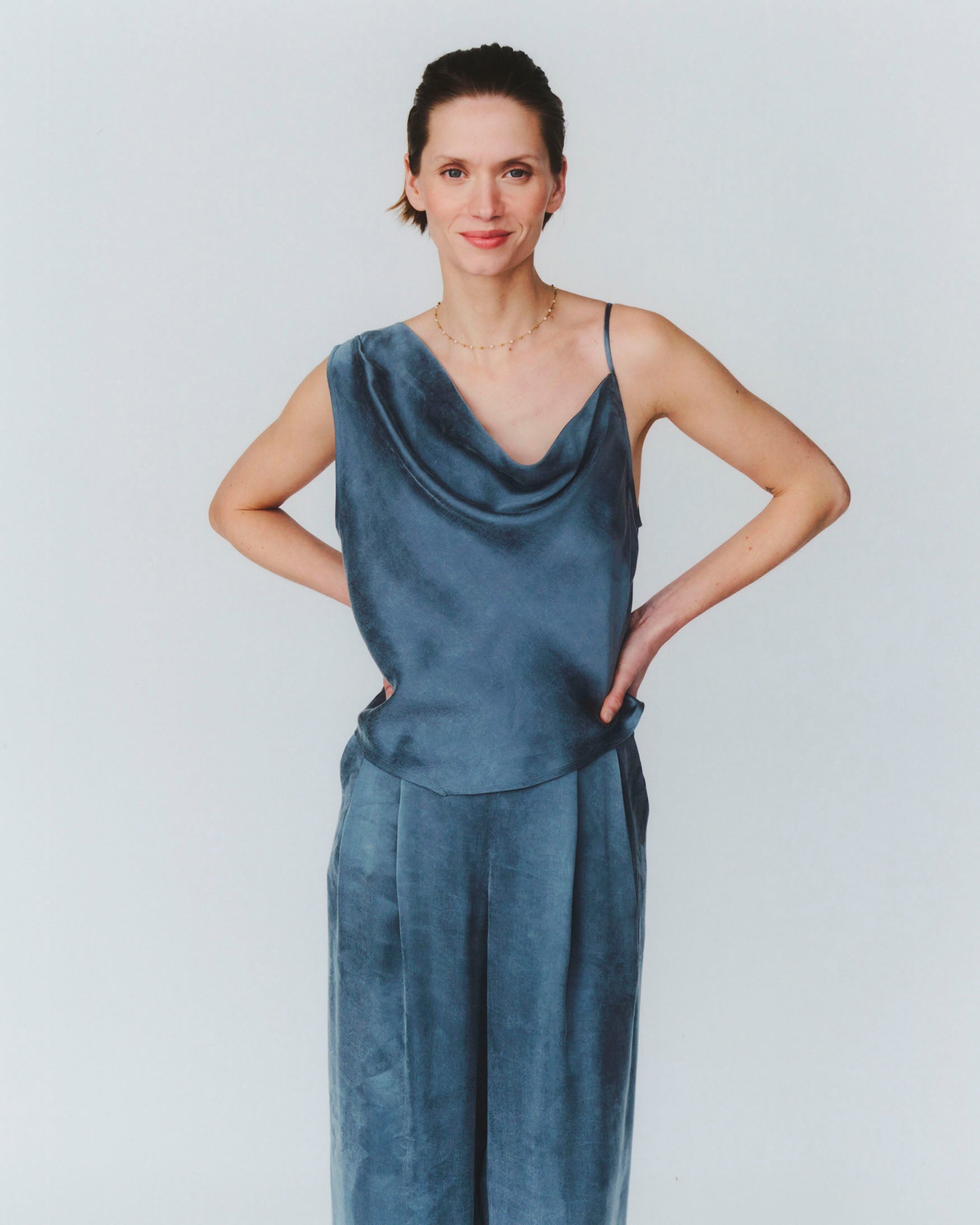 Top Satinado Asimétrico Drapeado