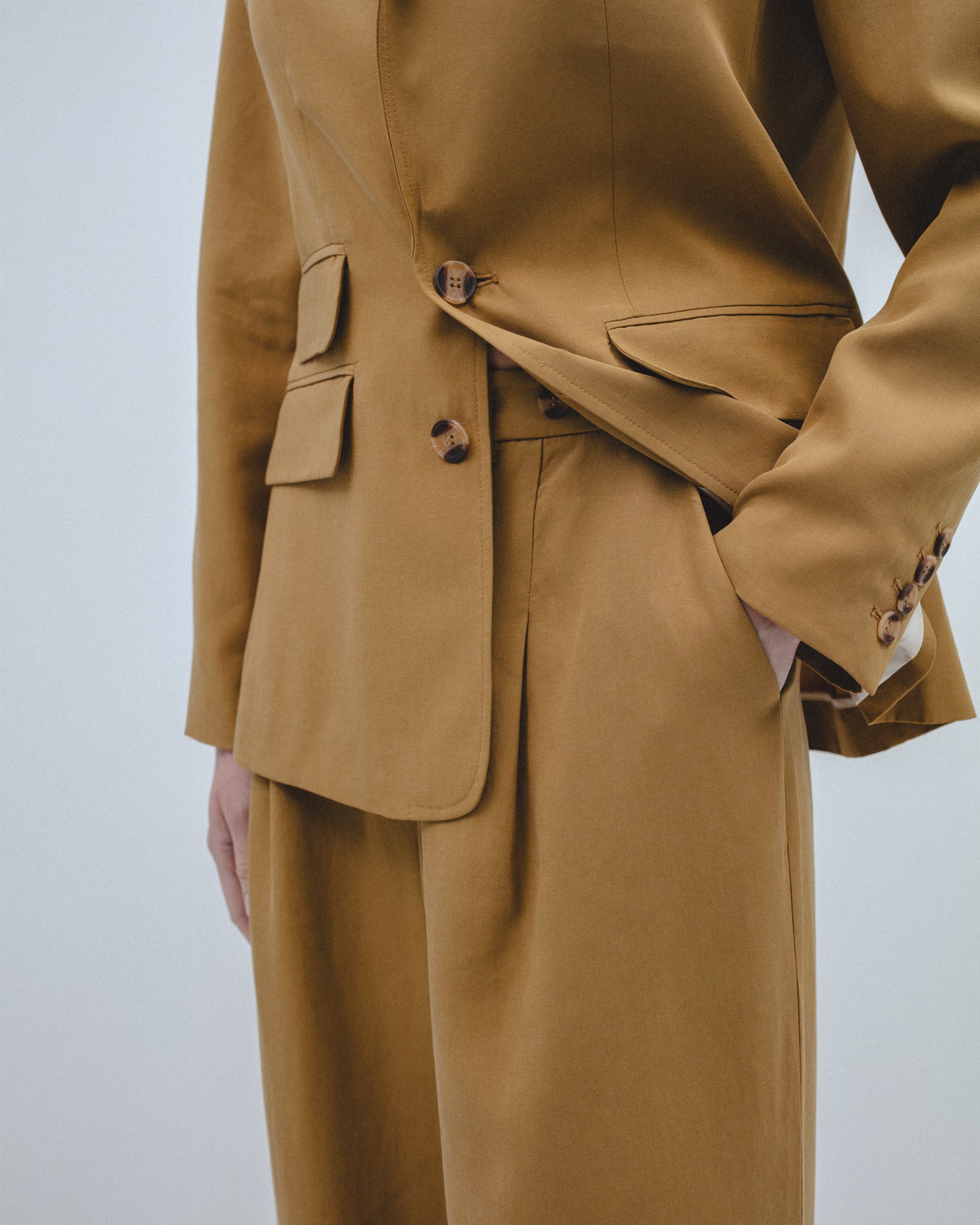 Pantalón Pinzas Lino