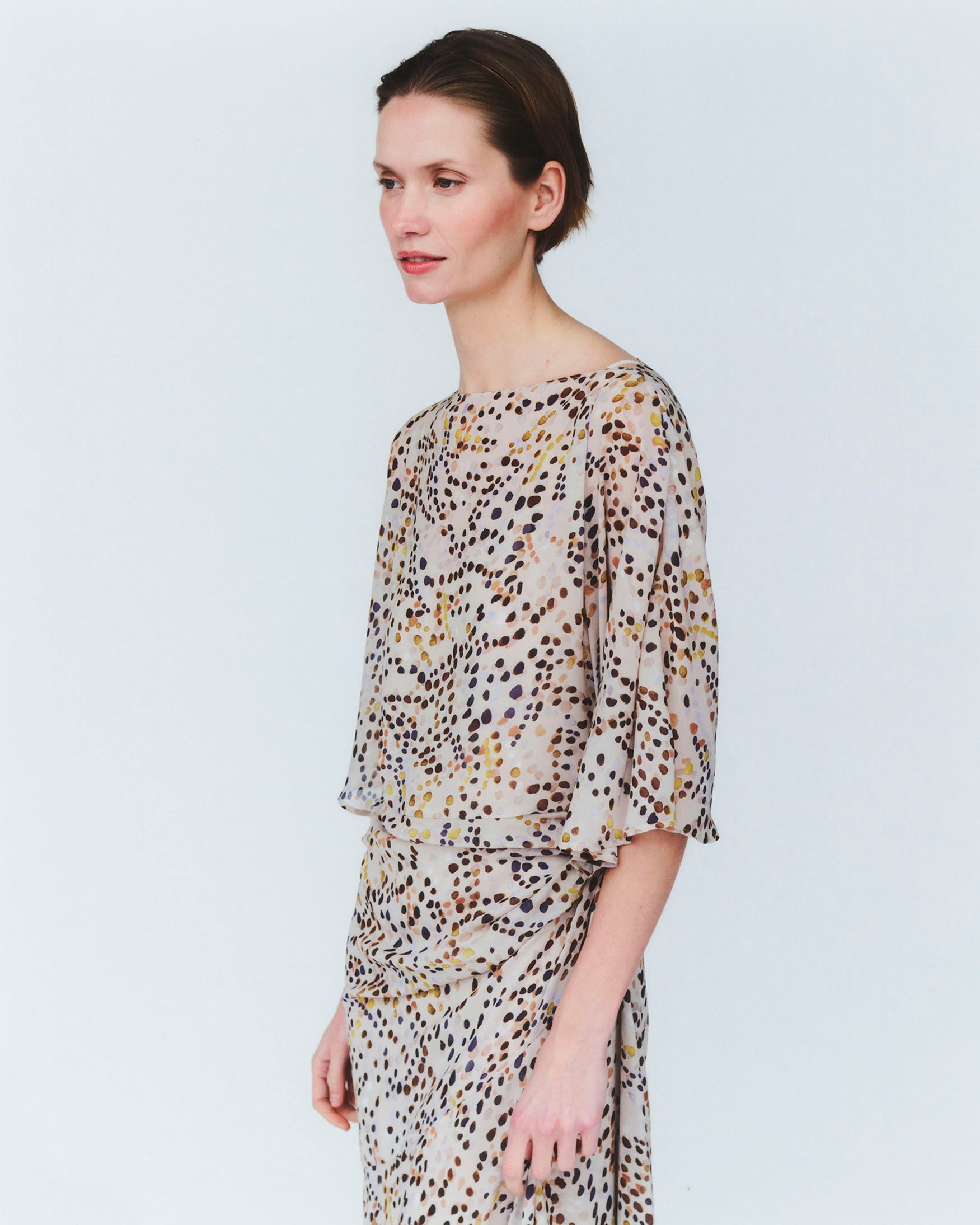 Vestido Midi Estampado Lunares Acuarela