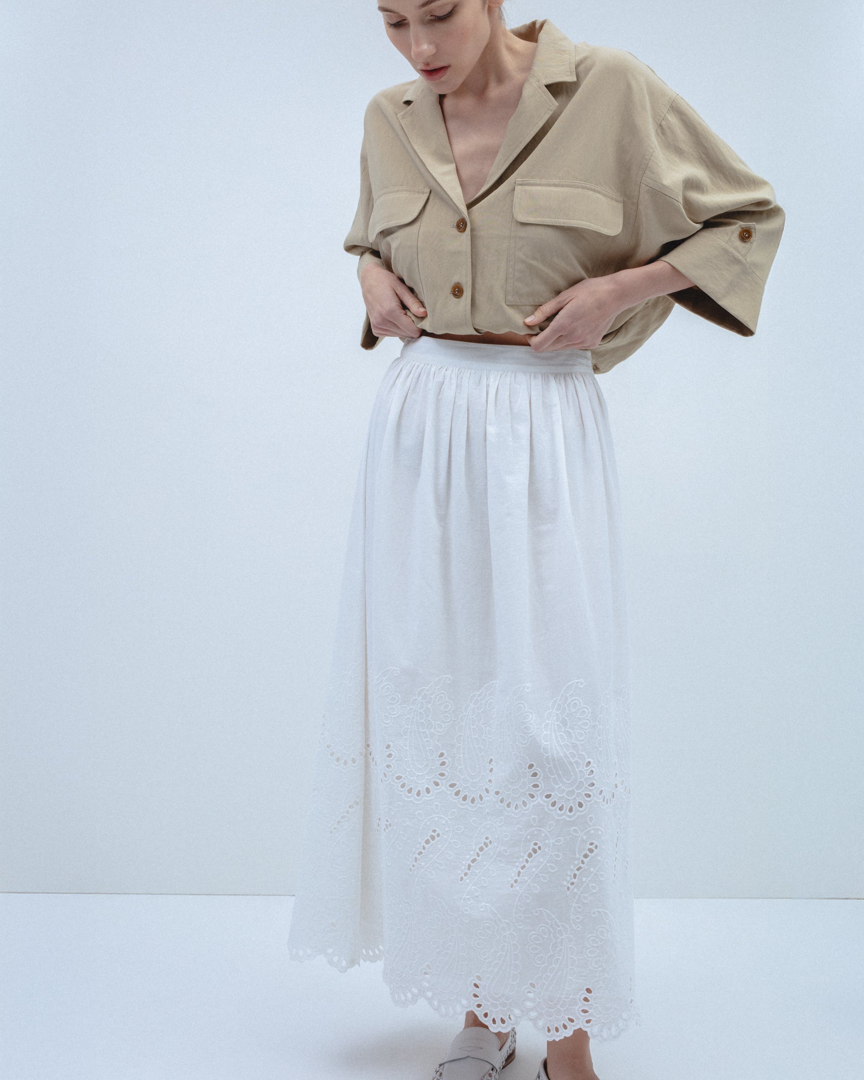 Falda Midi Bordado Calados