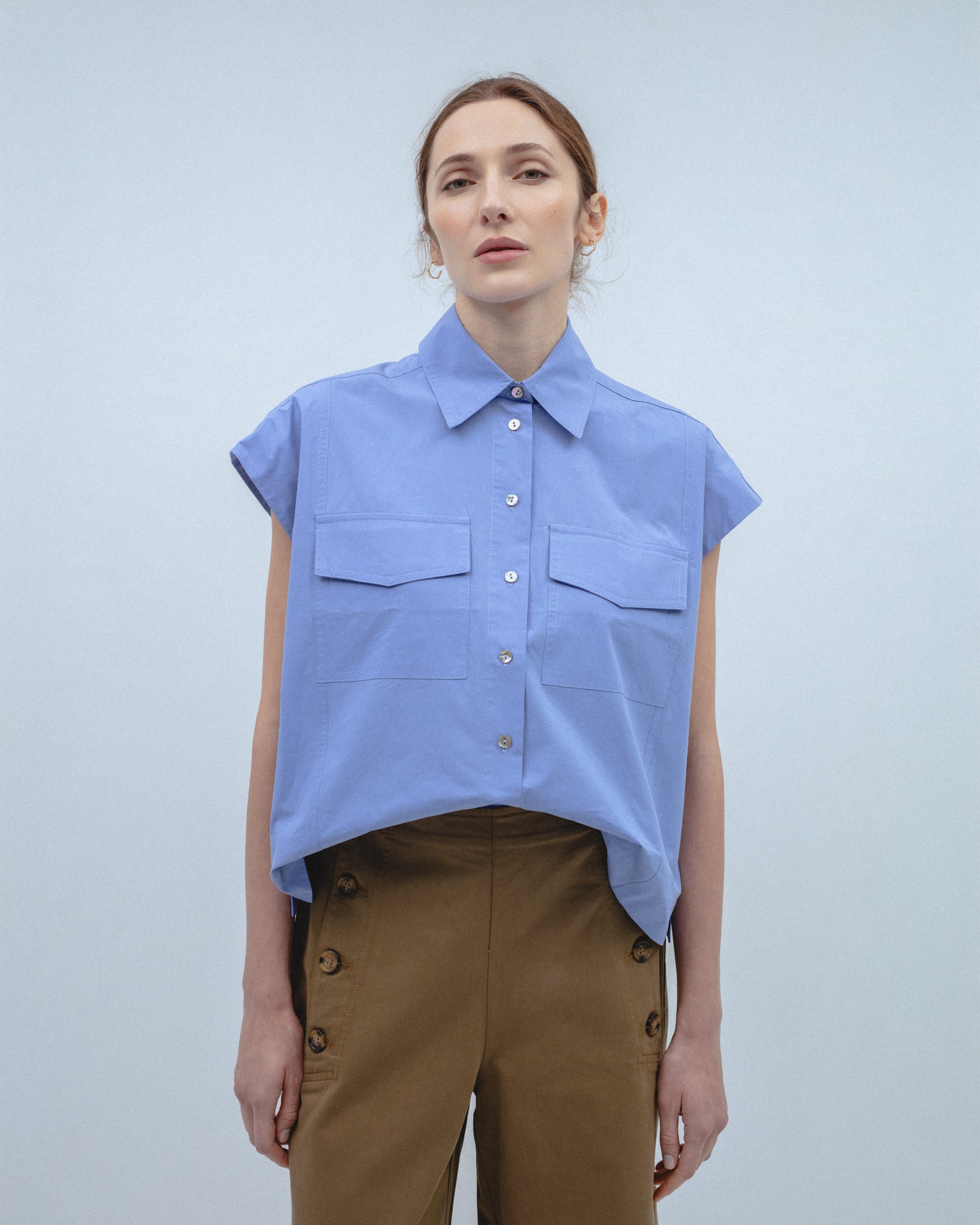 Camisa Sin Mangas Bolsillos Parche