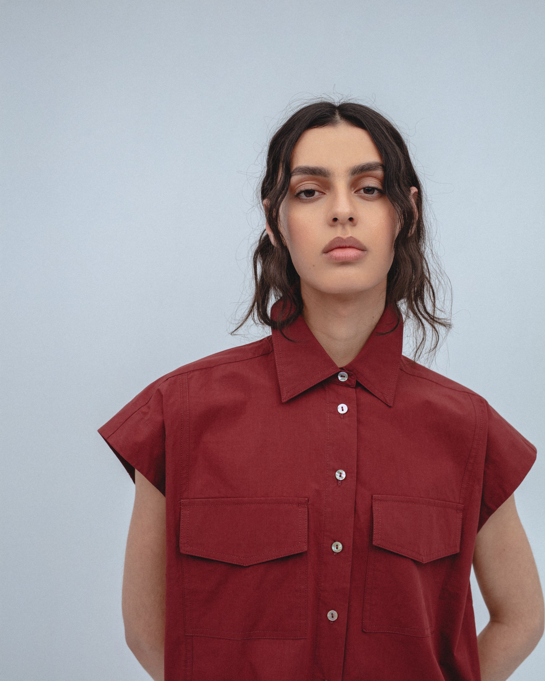 Camisa Sin Mangas Bolsillos Parche