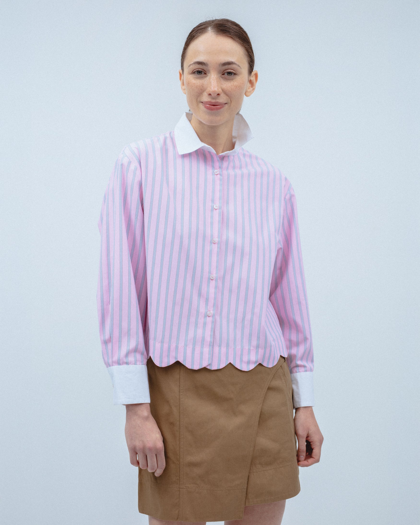 Camisa Rayas Cropped Bajo Ondas