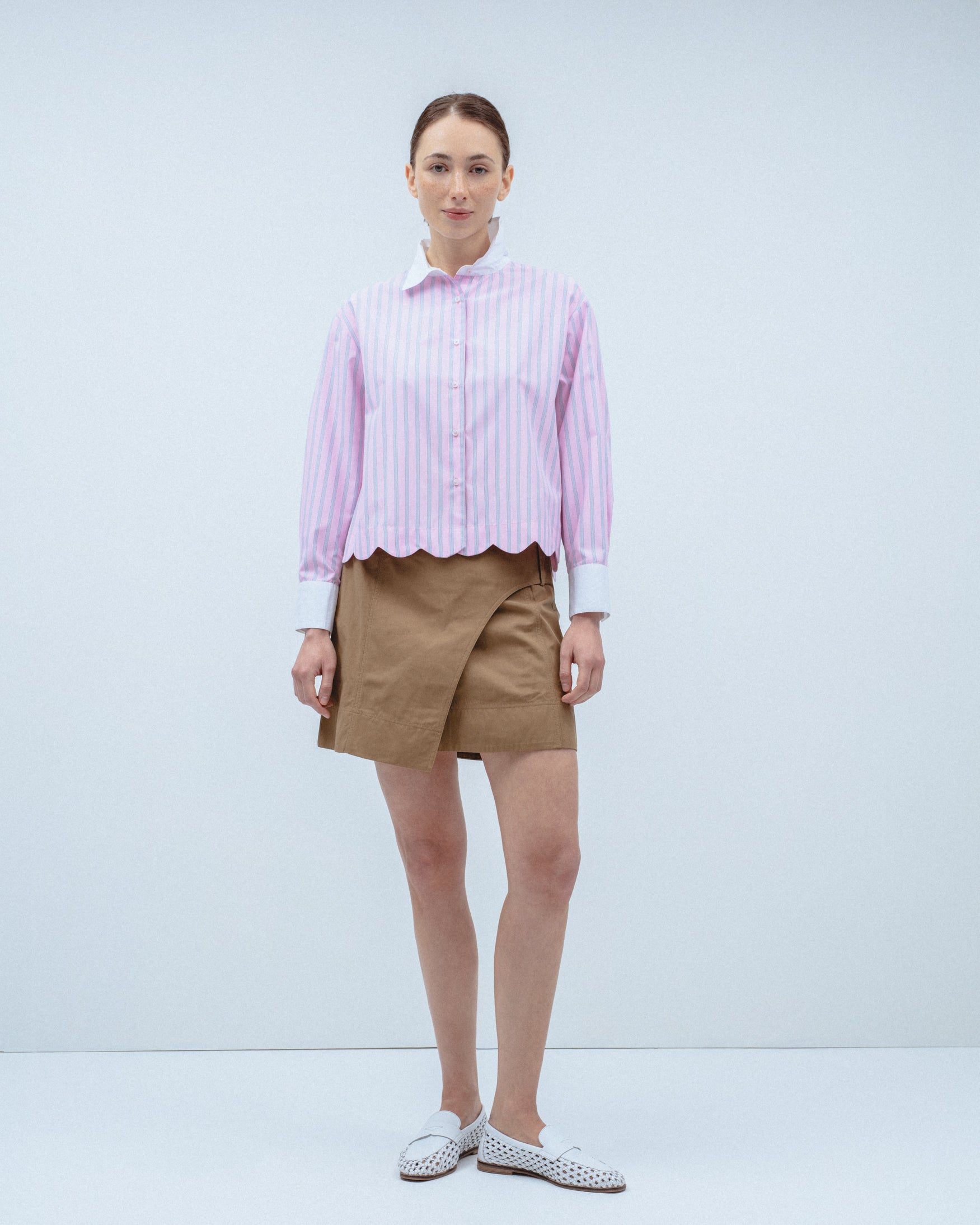 Camisa Rayas Cropped Bajo Ondas