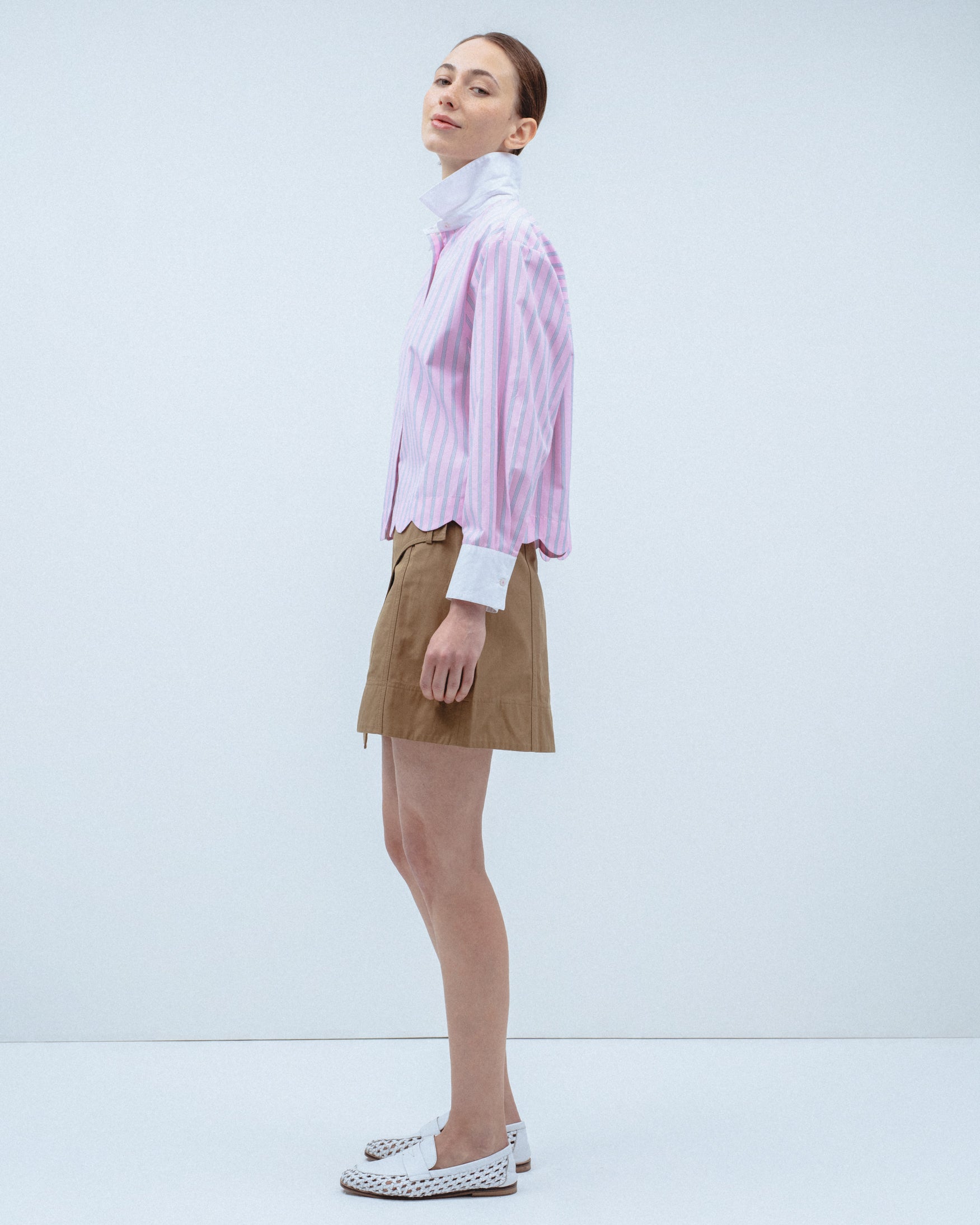 Camisa Rayas Cropped Bajo Ondas