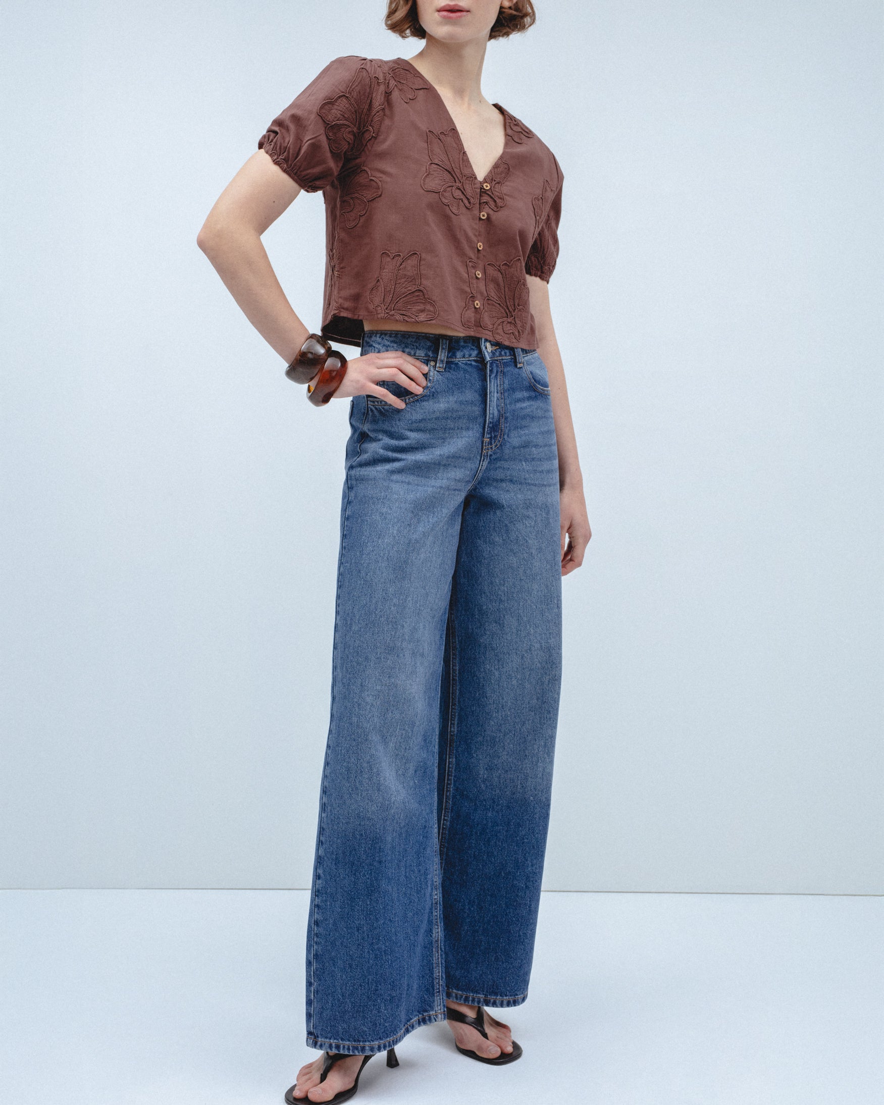 Jeans Wide Leg Tiro Alto