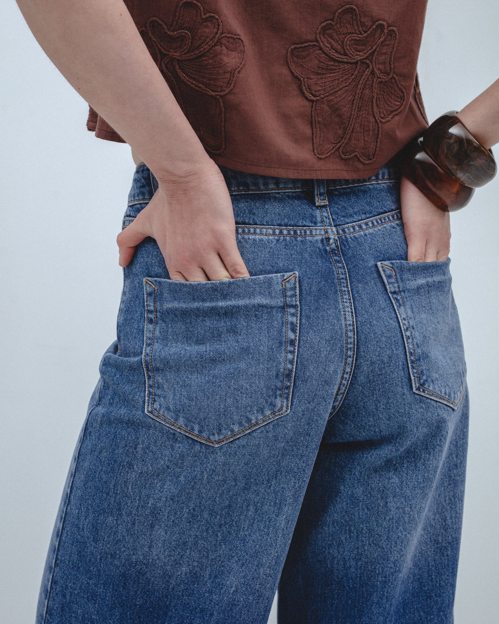 Jeans Wide Leg Tiro Alto