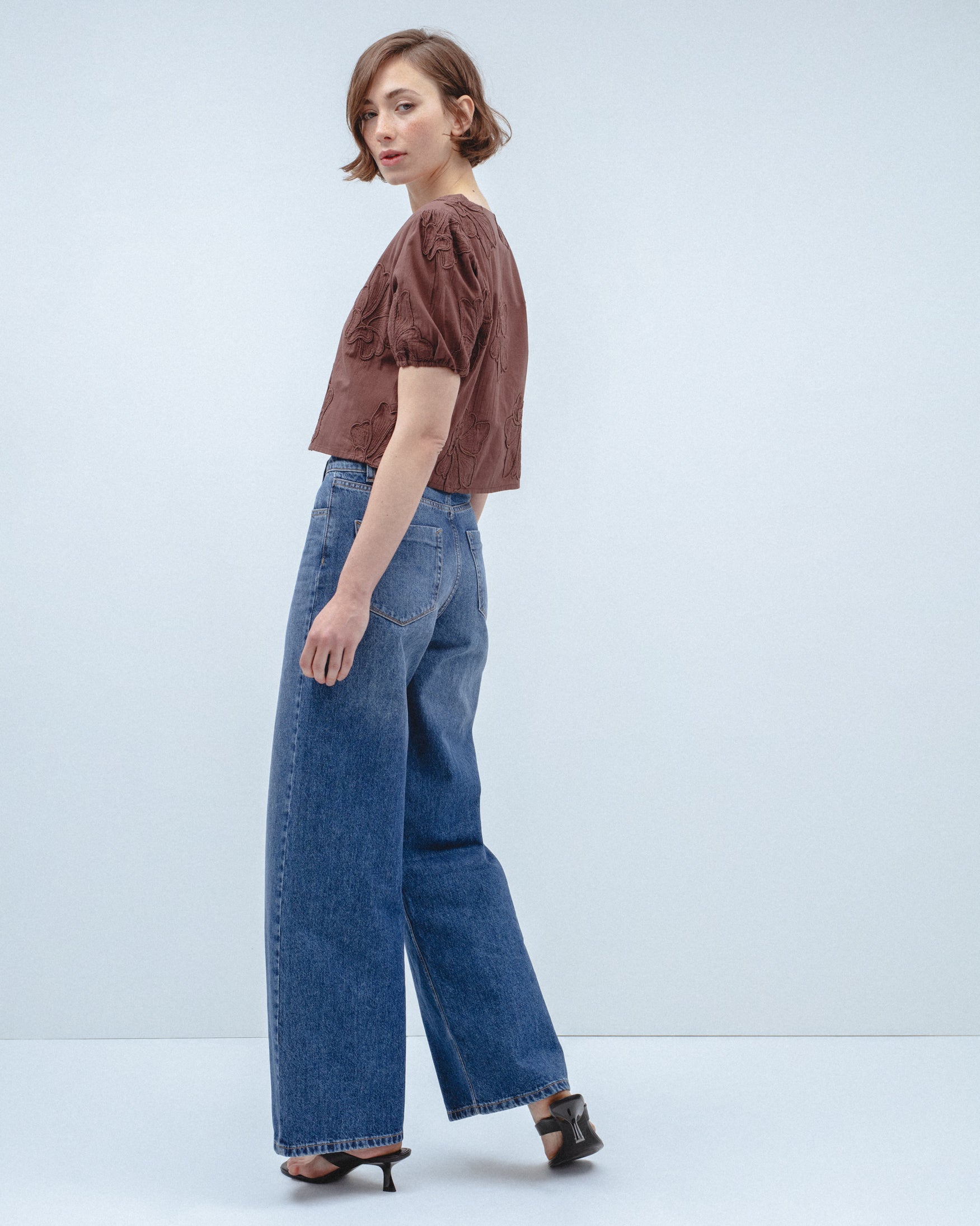 Jeans Wide Leg Tiro Alto