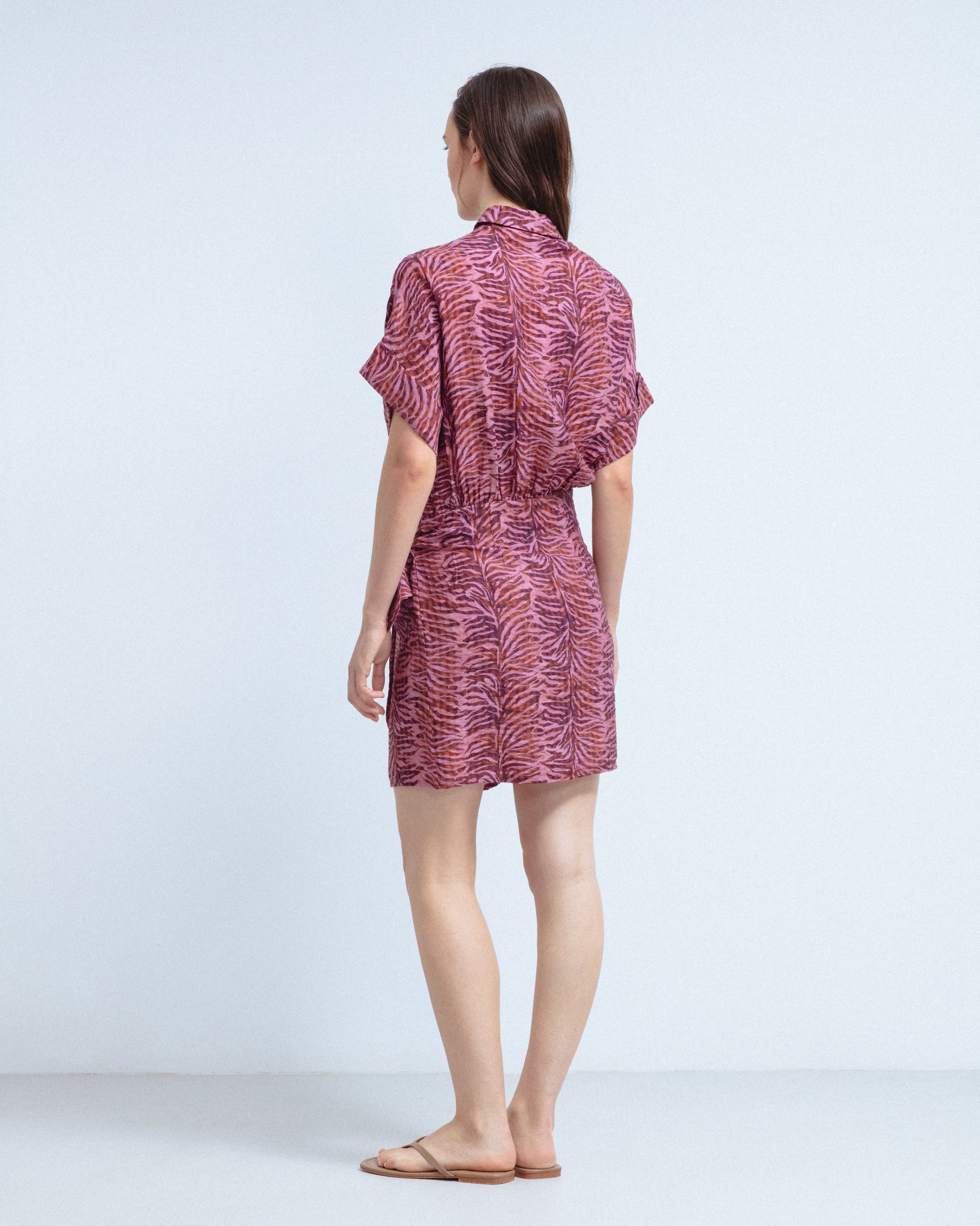 Vestido Corto Camisero Estampado Animal