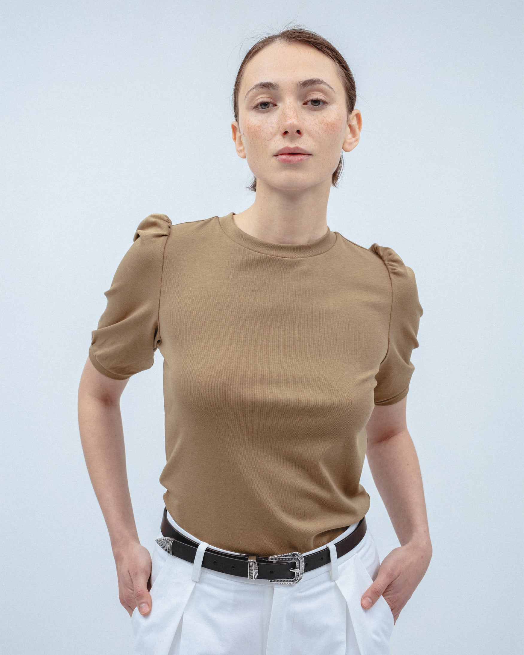 Camiseta Manga Abullonada