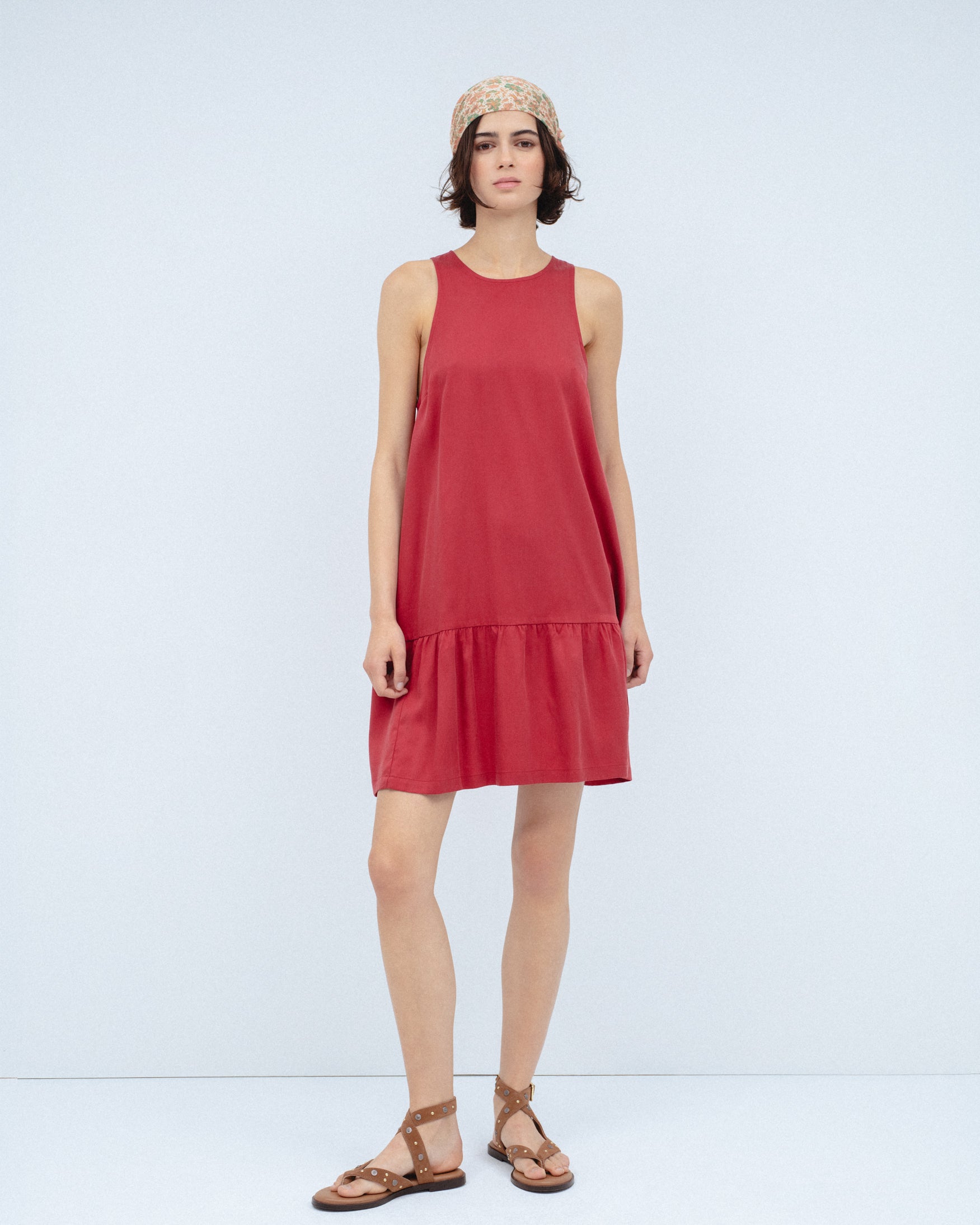 Vestido Corto Evasé Volante