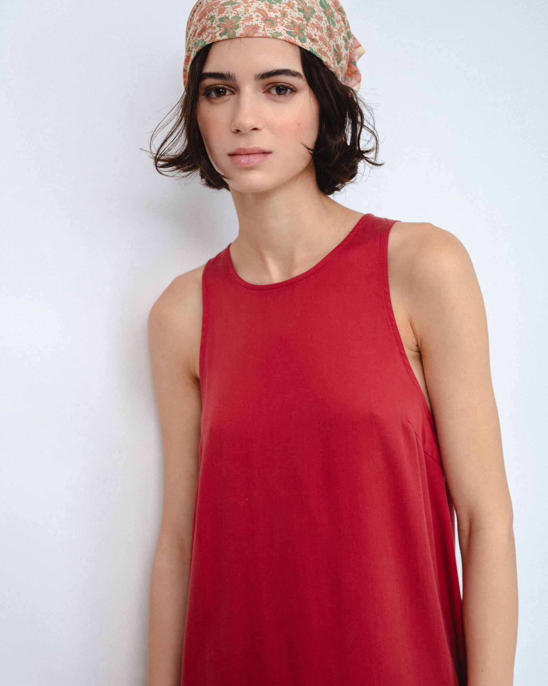 Vestido Corto Evasé Volante