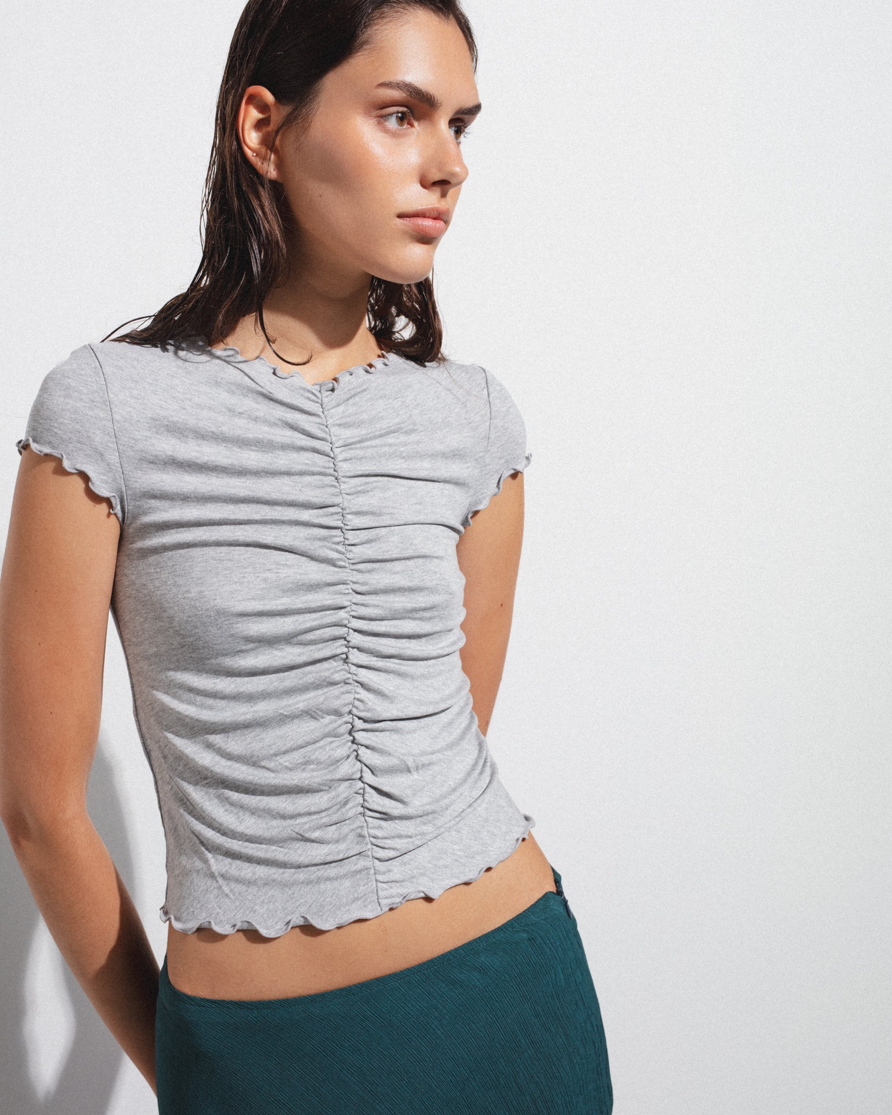 Camiseta Frunce Central
