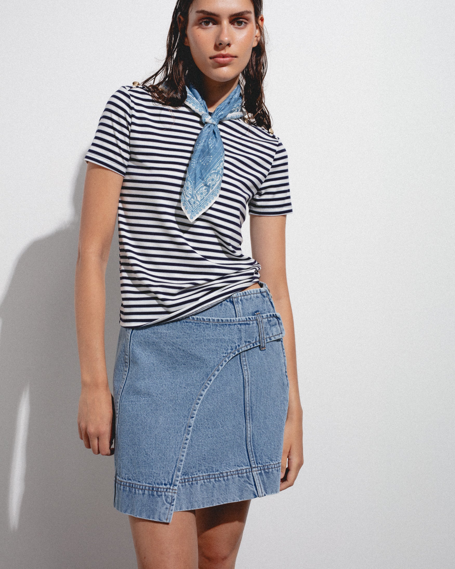 Falda Mini Denim Cruzada