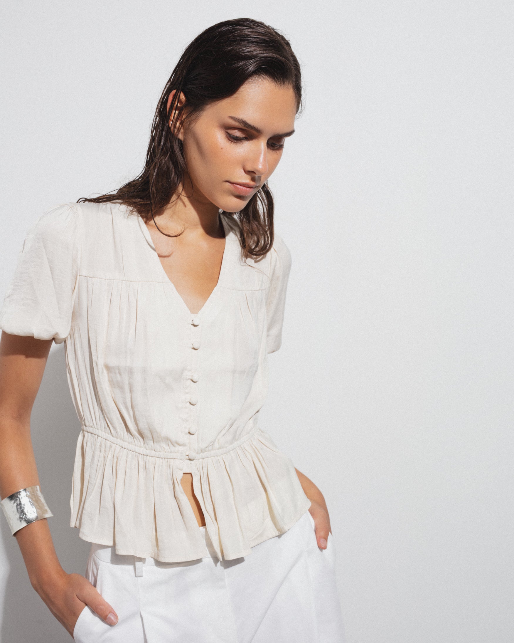 Blusa Fluida Botones Volante