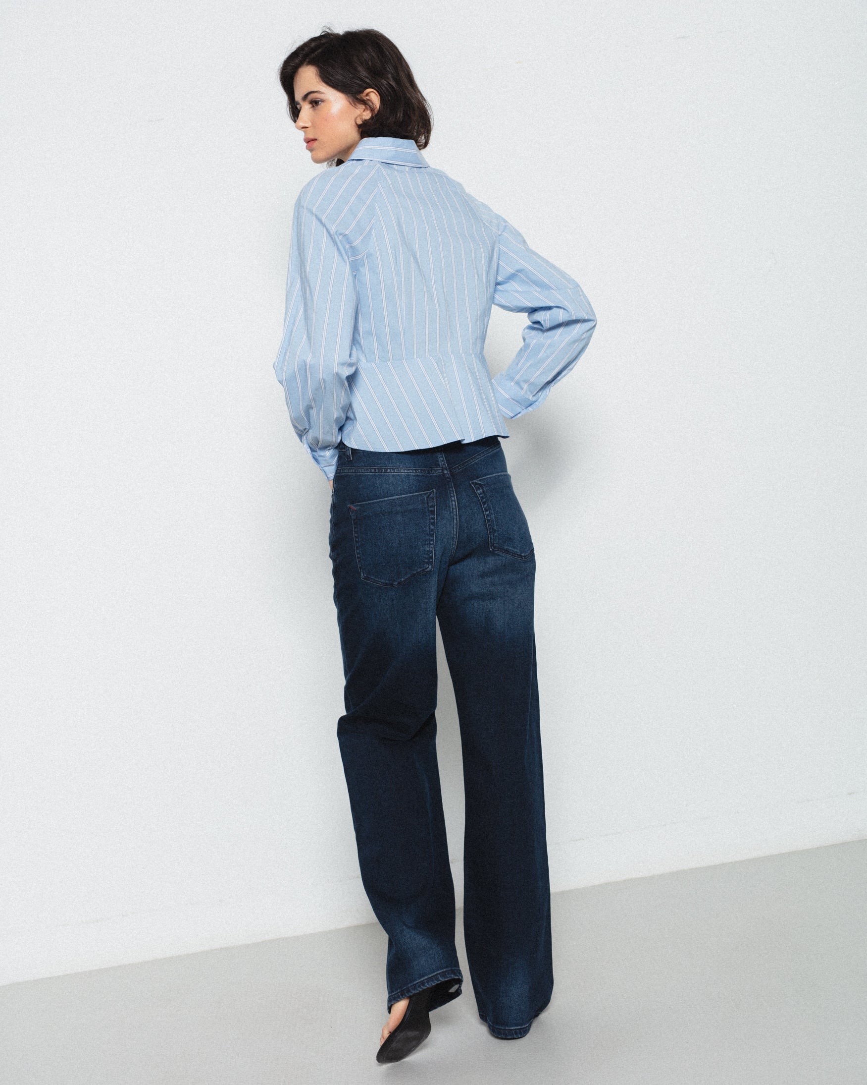 Pantalón Denim Tiro Medio Rectos