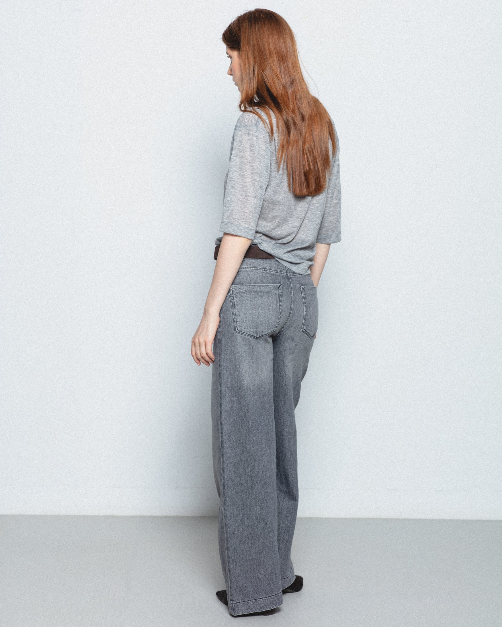 Jeans Straight Wide Leg Tiro Alto