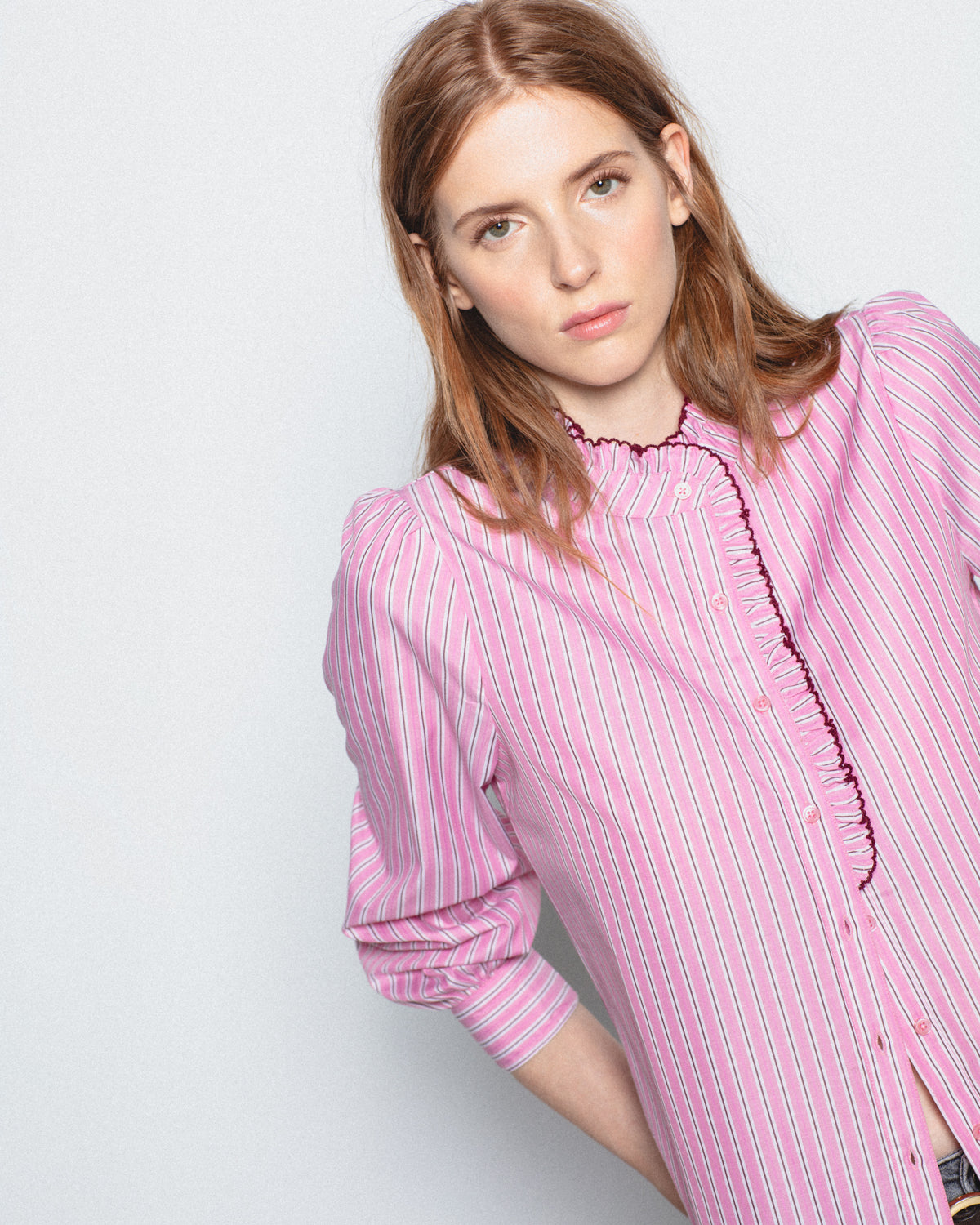 Camisa Rayas Volante Cuello