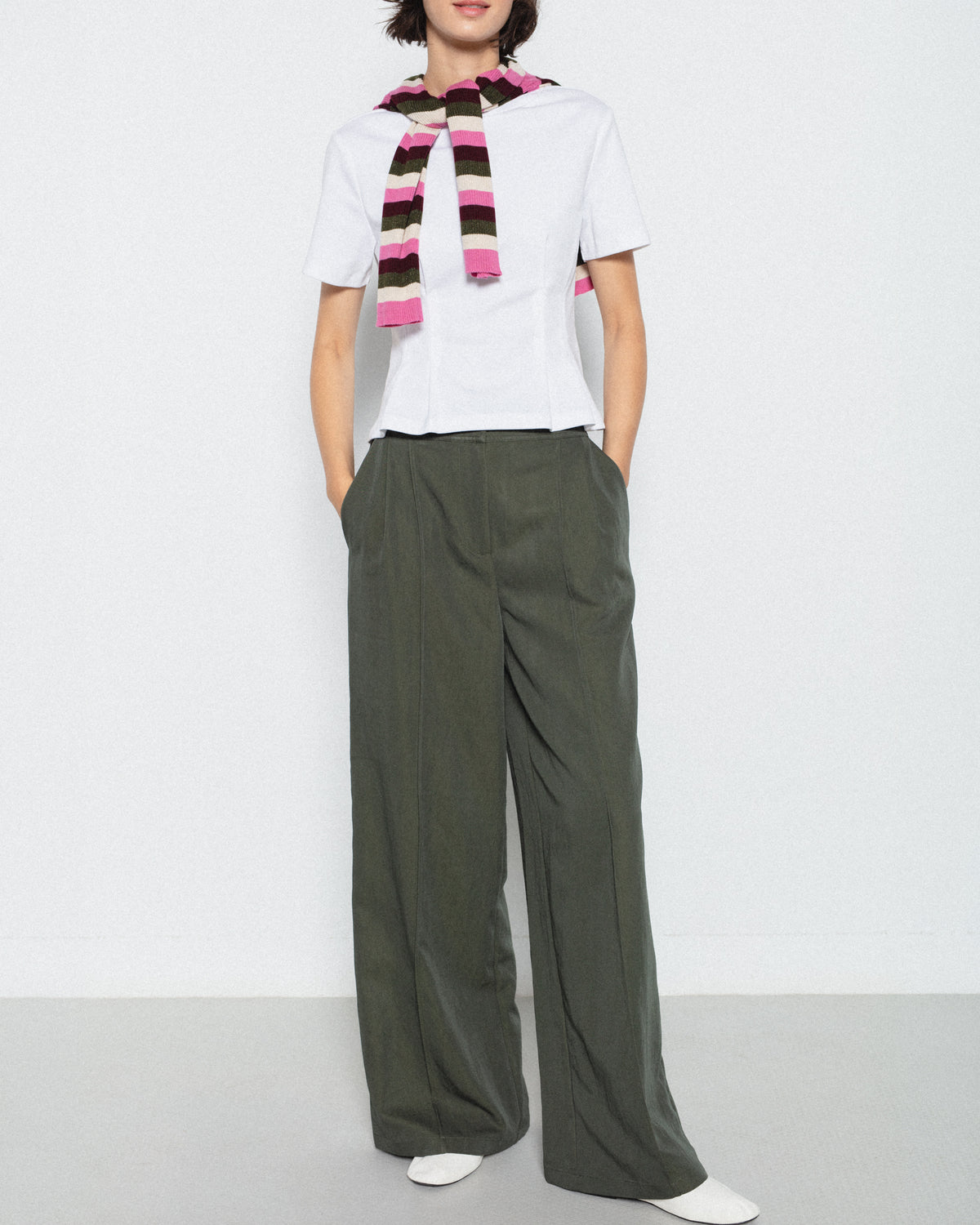 Pantalón Ancho Fluido Pinzas